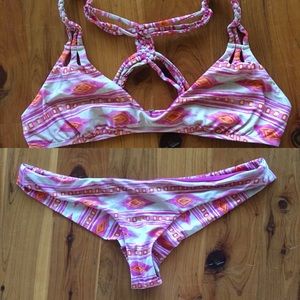 Frankie’s Pink Pattern Bikini